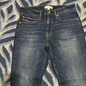 Lucky Brand Blue Straight Leg Jeans with Classic Indigo Wash New without tags.